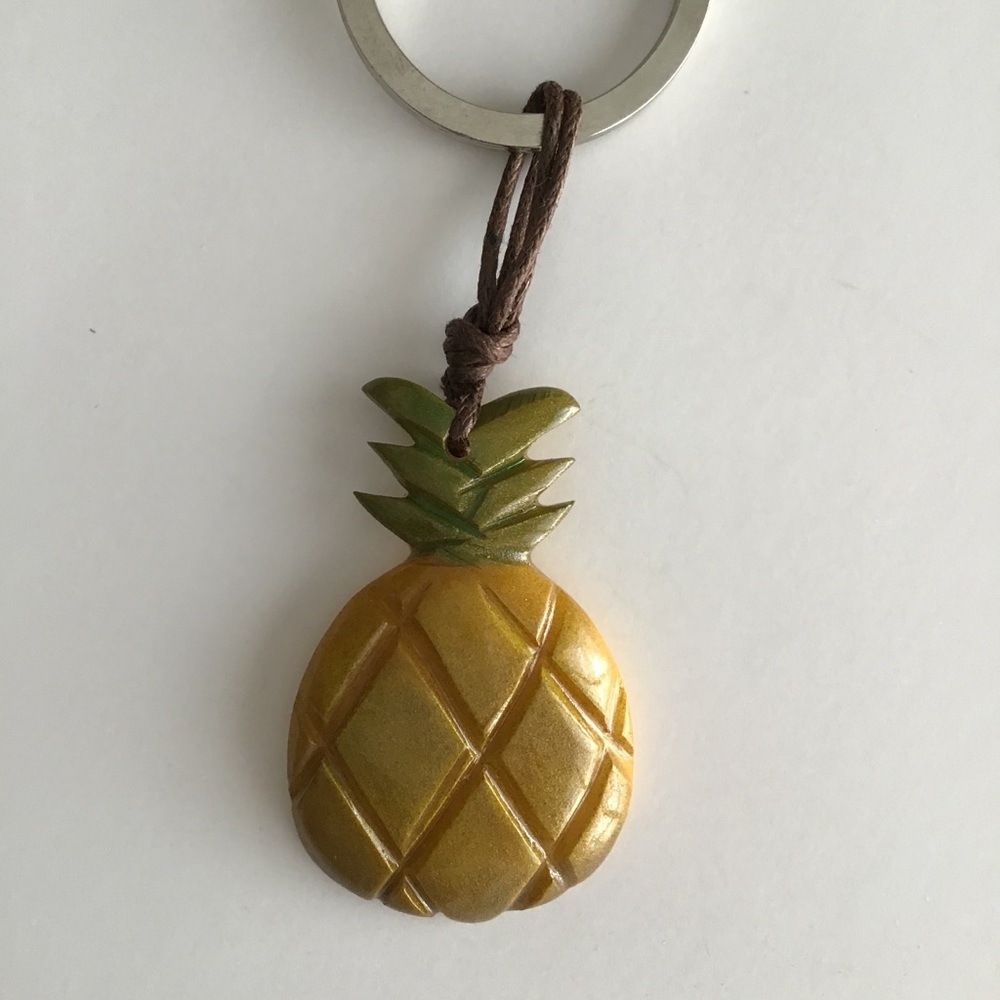 1 LEFT! NEW Pineapple Key Ring Chain Carved Tagua Nut Ecuador Hawaii Aloha HI - Picture 2 of 14